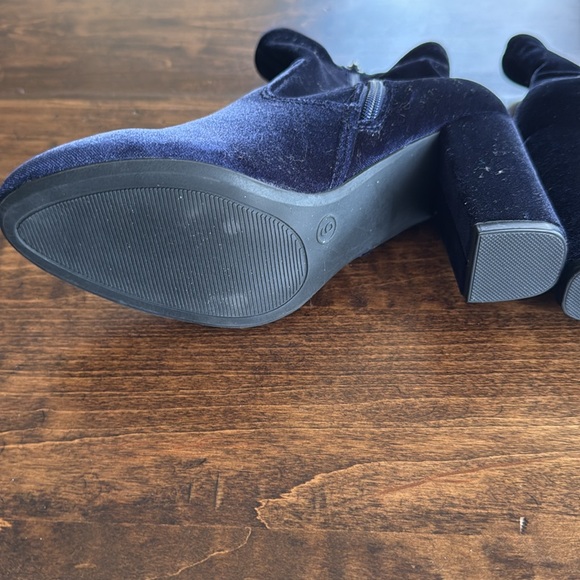 Candies Women's FANSVNAVY Velvet Ankle Boots Size 6 - Picture 8 of 9